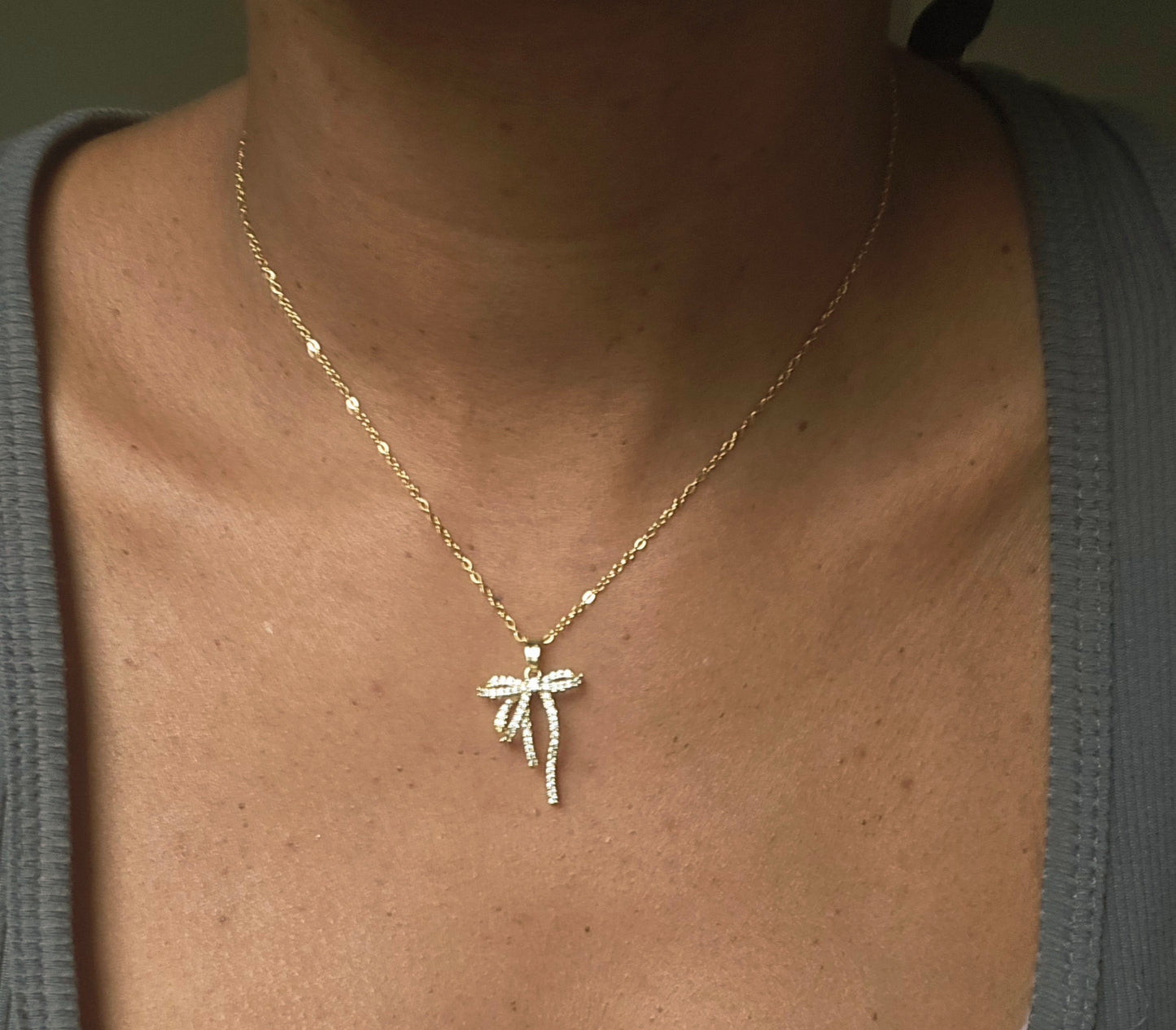 Bow Stellar Pendant Necklace